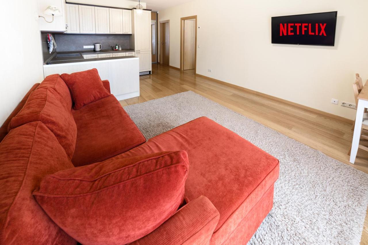 Ona'S Apartment In City Center With Private Parking Kaunas Dış mekan fotoğraf